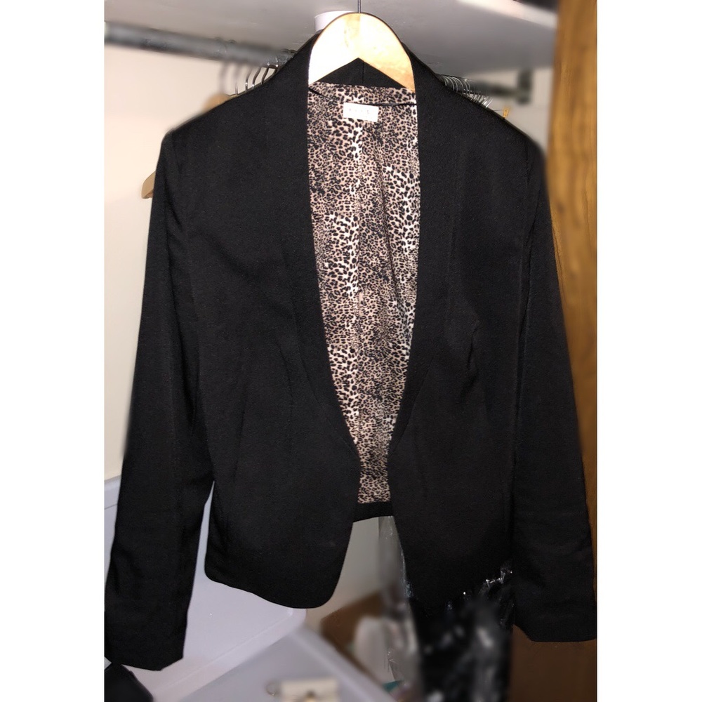 Blazer; black; leopard; short; layers